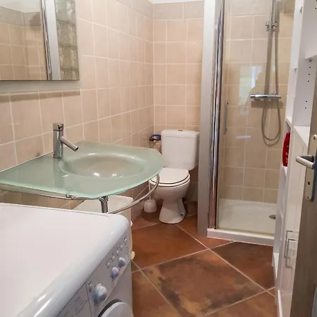 Spacieuse Avec Piscine A Coti-chiavari Villa