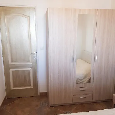 Spacieuse Avec Piscine A Coti-chiavari Villa