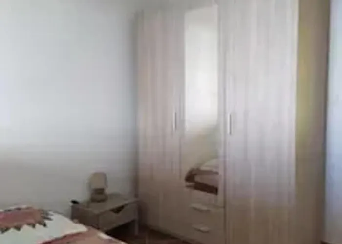 Villa Spacieuse Avec Piscine à Coti-chiavari *